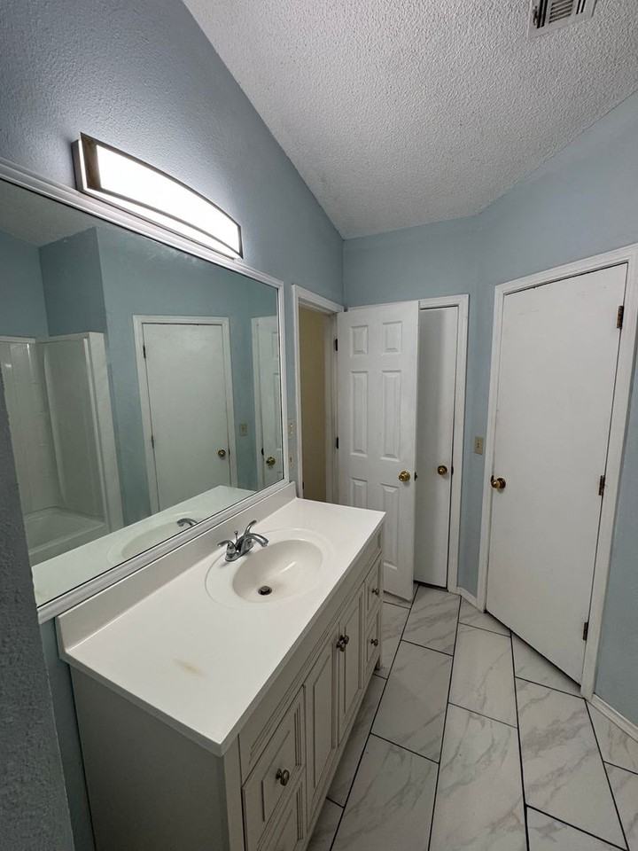 4515 W Princeton Pl - Photo 7 of 15