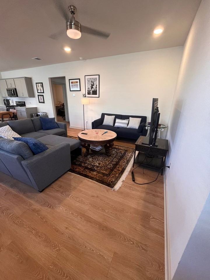 308 Millbrook Blvd - Photo 3 of 15