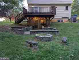 537 Lewis St - Photo 1 of 1
