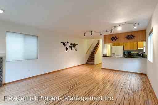 8959 N Exeter Ave - Photo 2 of 25