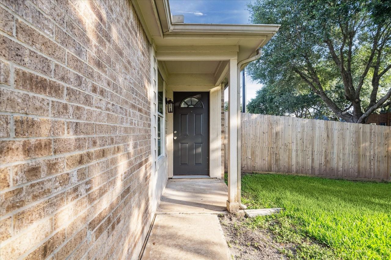 10410 Caribou Cv - Photo 4 of 43