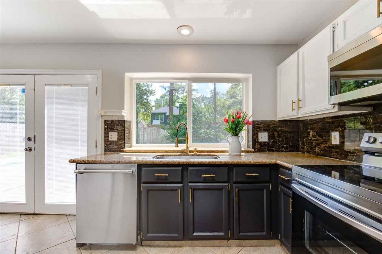 22 Summithill Pl - Photo 7 of 29