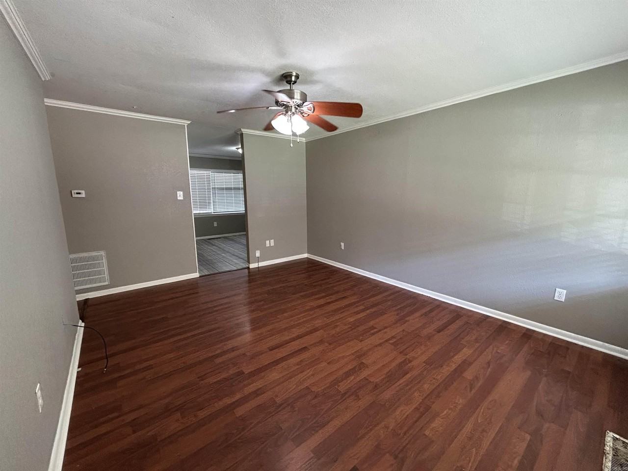 5519 Division St - Photo 2 of 32