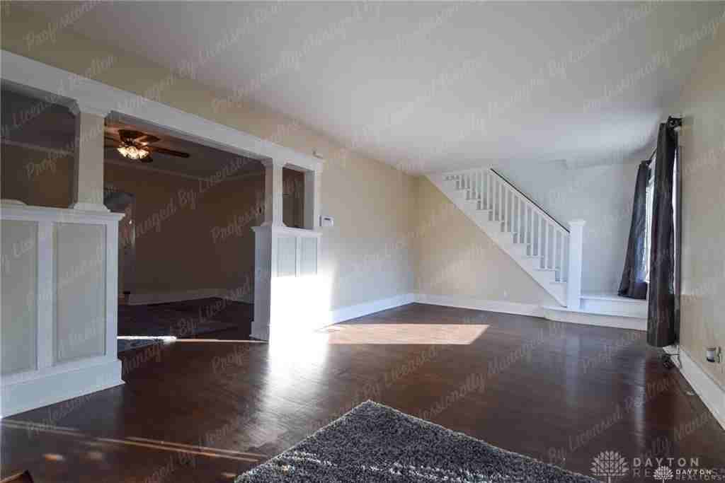 2926 Robin Rd - Photo 7 of 27
