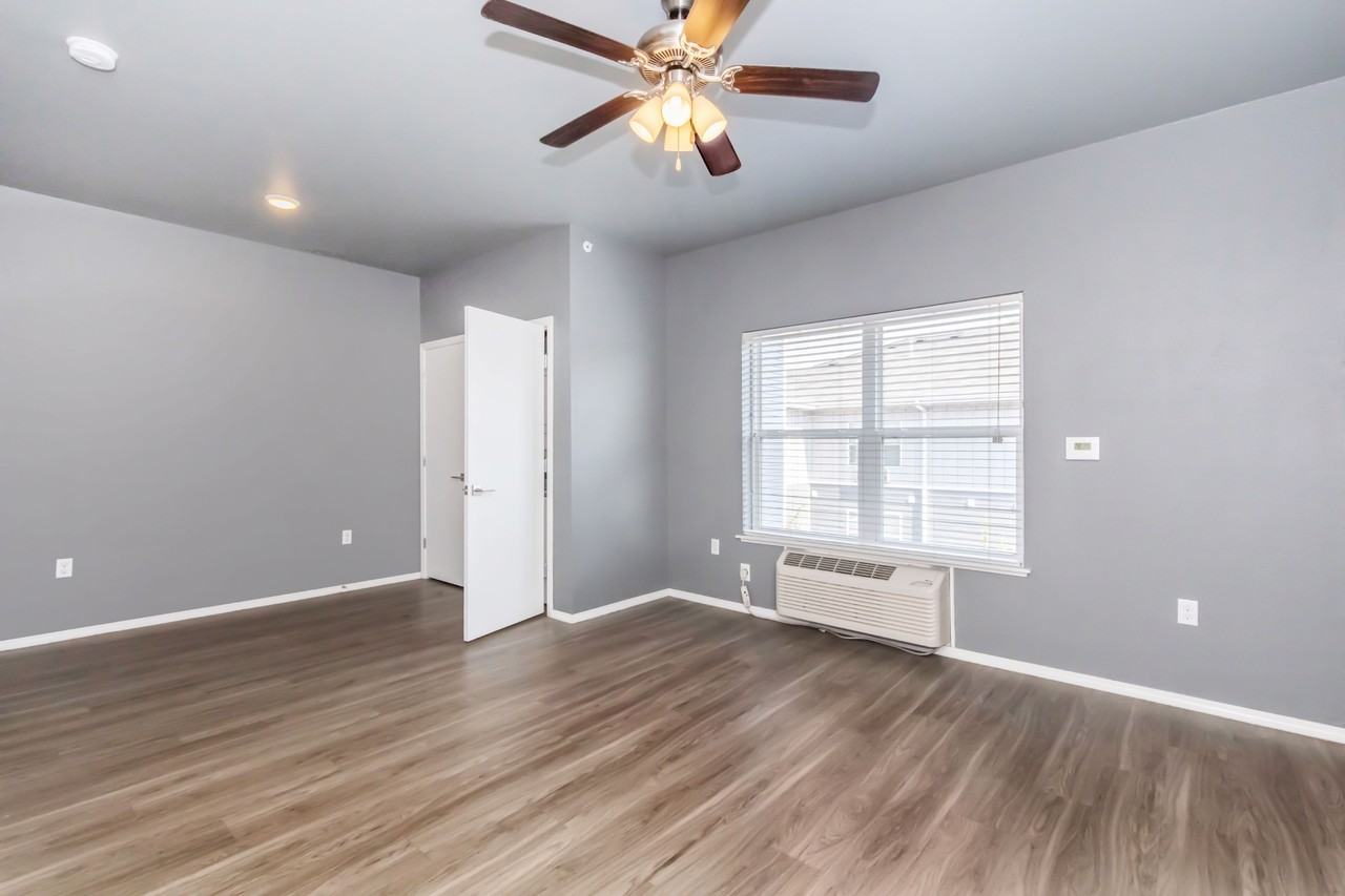The Falcon of Southern Hills Apartments - Photo 2 of 37