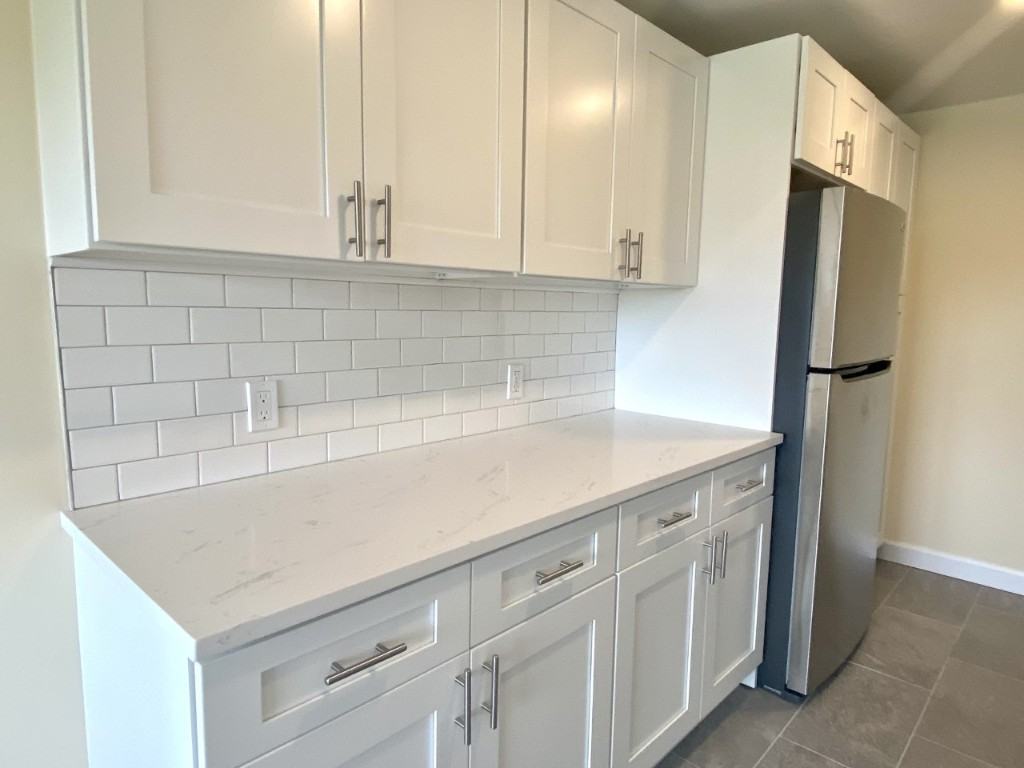 Sagamore Rd & Avon Rd #4A - Photo 2 of 11