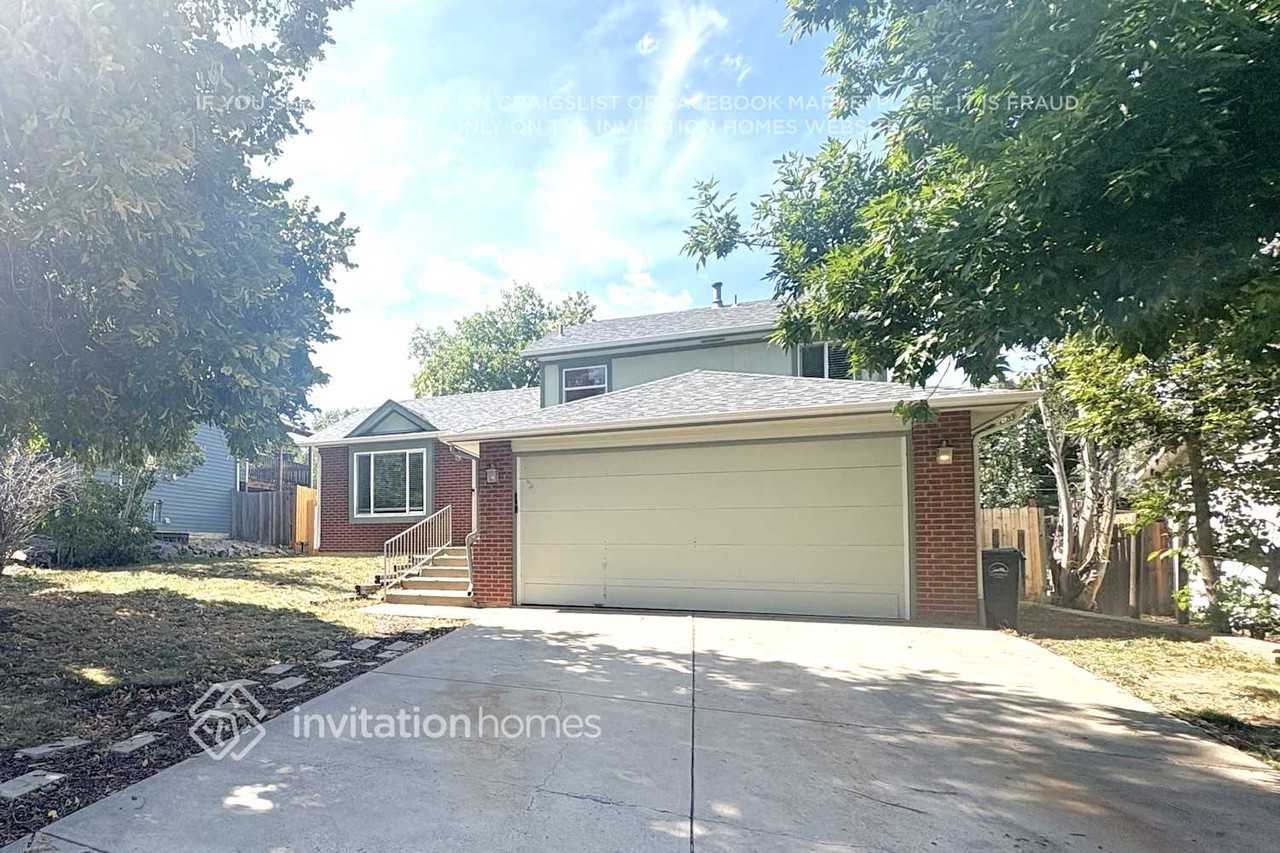 227 Poppy Street - Photo 2 of 16