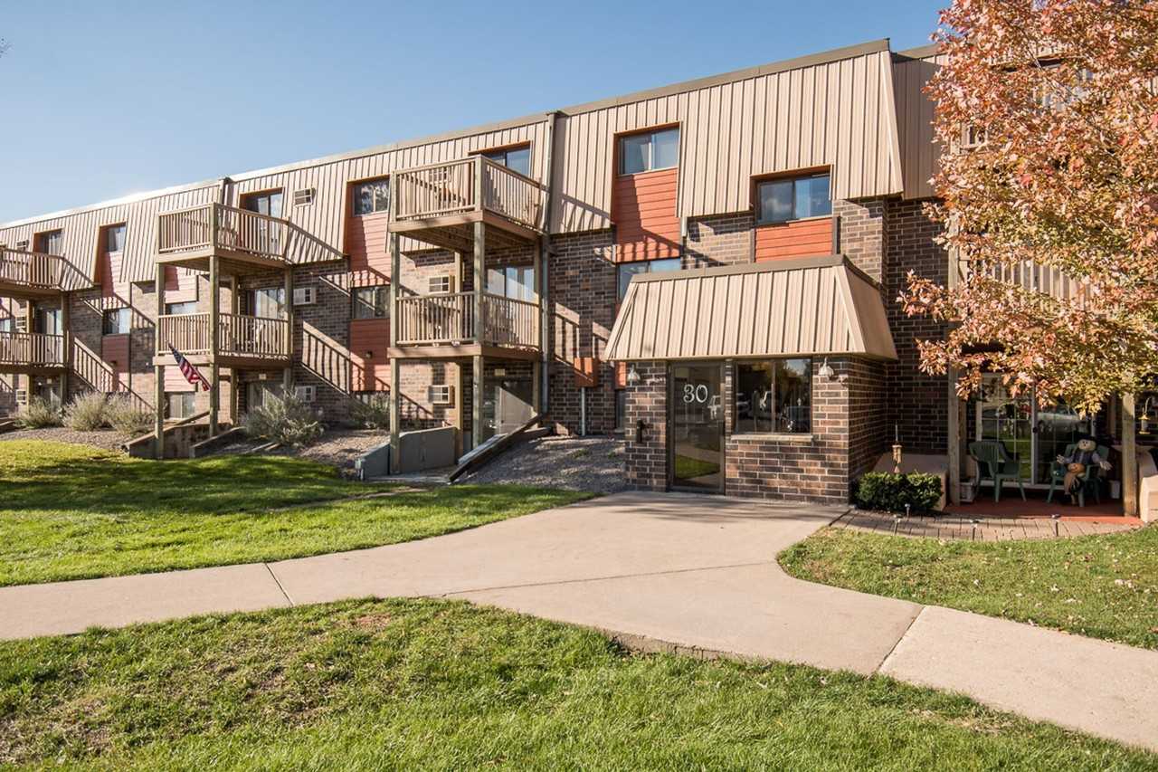 30 15th Ave N - Photo 3 of 40