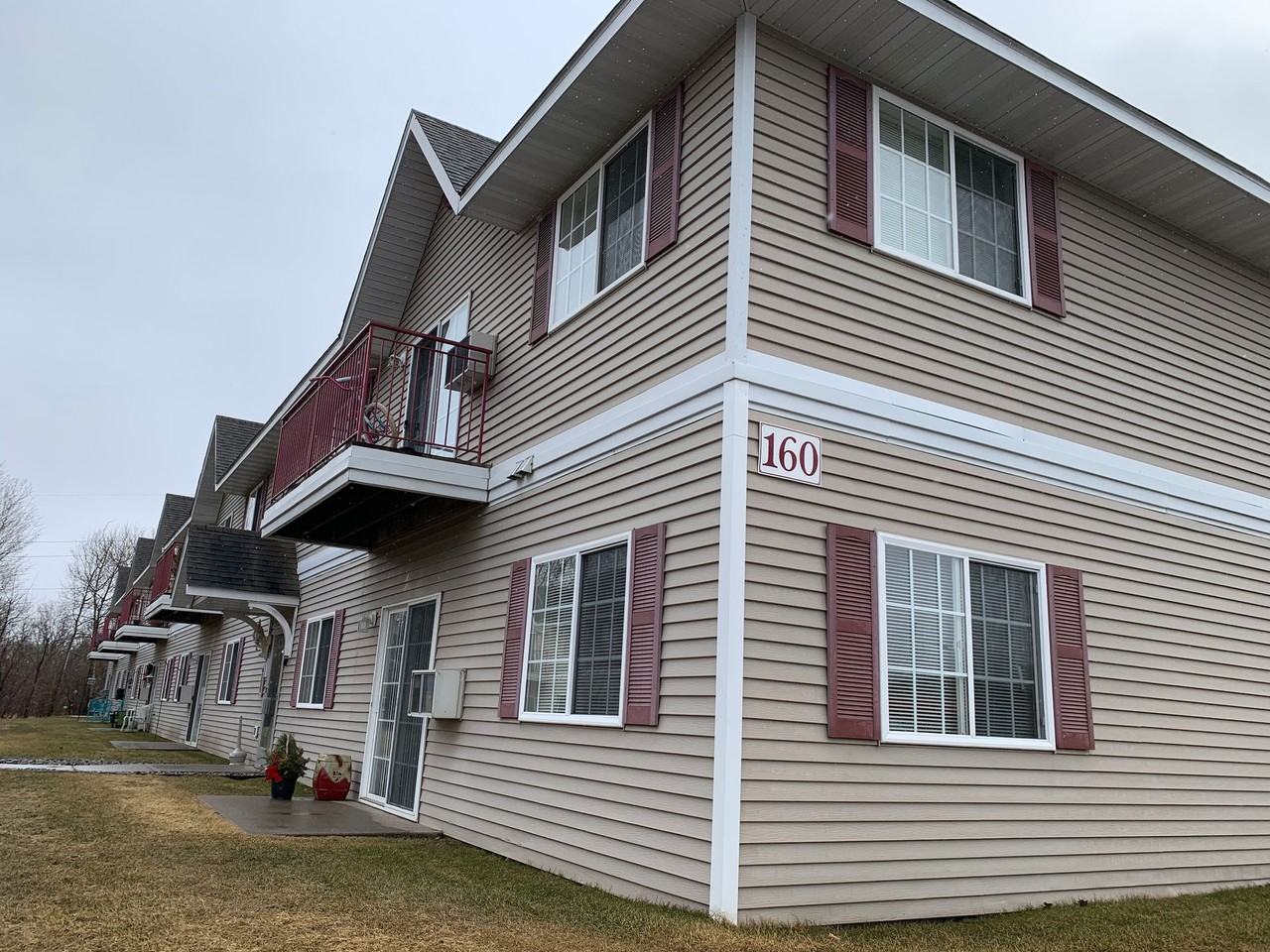 160 Main Street - Photo 2 of 18