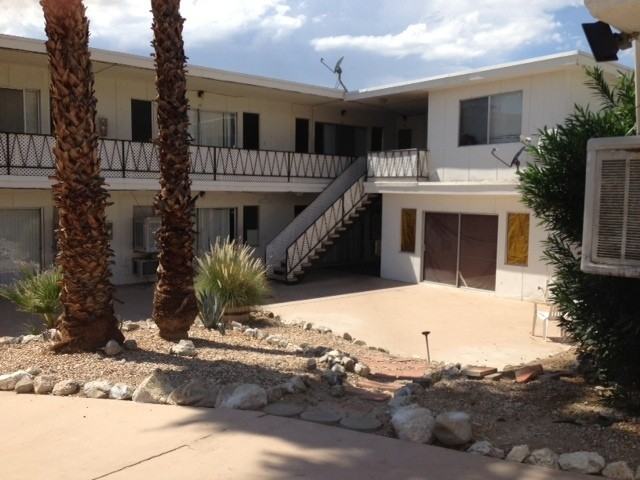 Sun Villa Apartments - Photo 2 of 13
