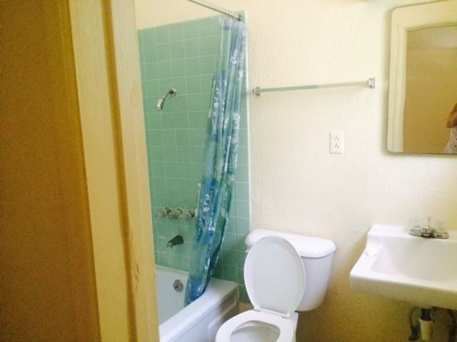 Sun Villa Apartments - Photo 5 of 13