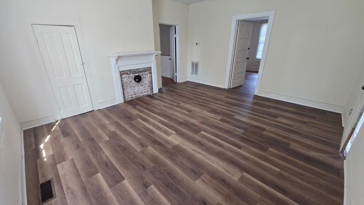 933 Texas Street - Photo 2 of 27