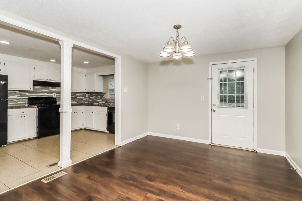 3075 Flowers Dr - Photo 7 of 20