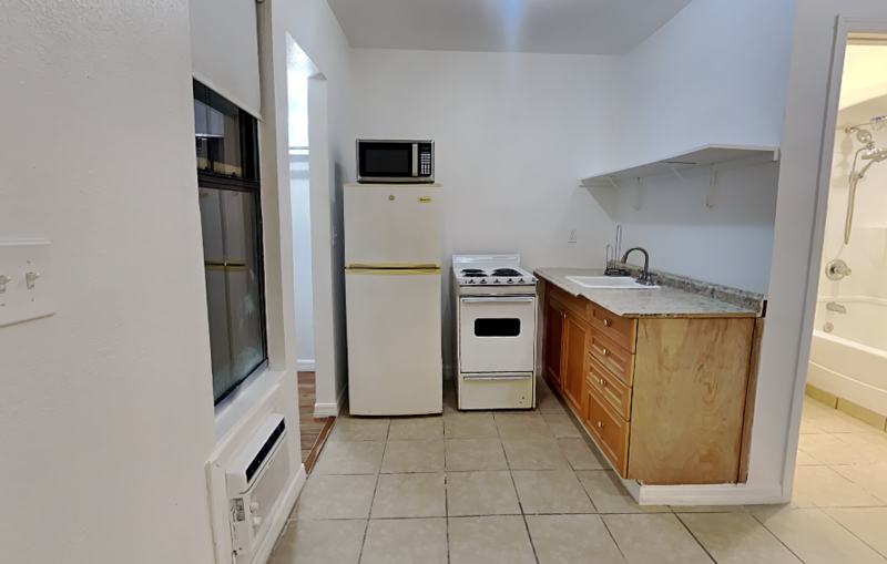 1431 Seminola Boulevard #3 - Photo 2 of 8