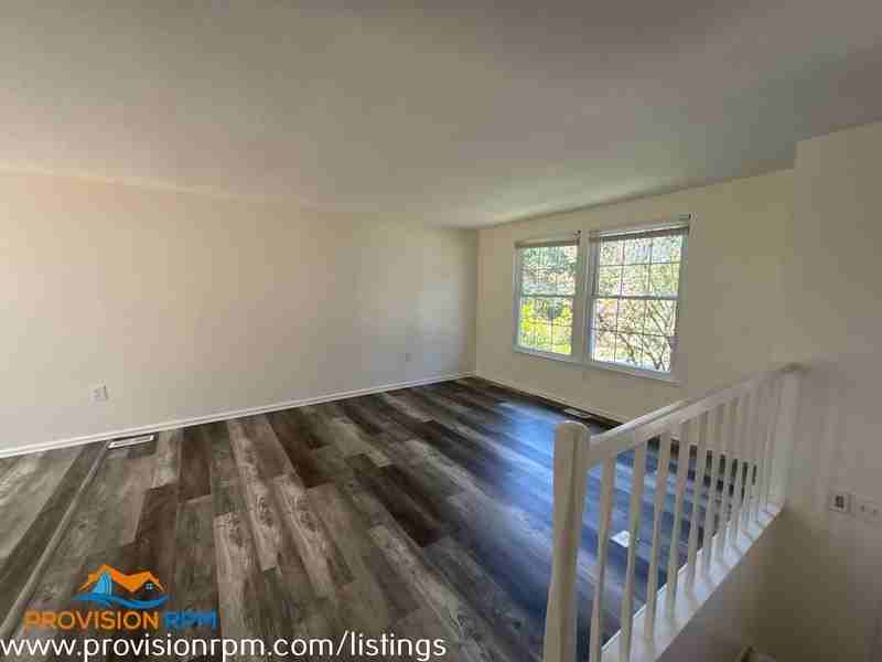 9102 Pennswood Dr - Photo 3 of 33