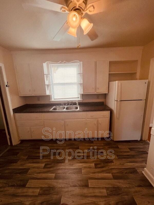 2128 N Whitehill Dr - Photo 4 of 25