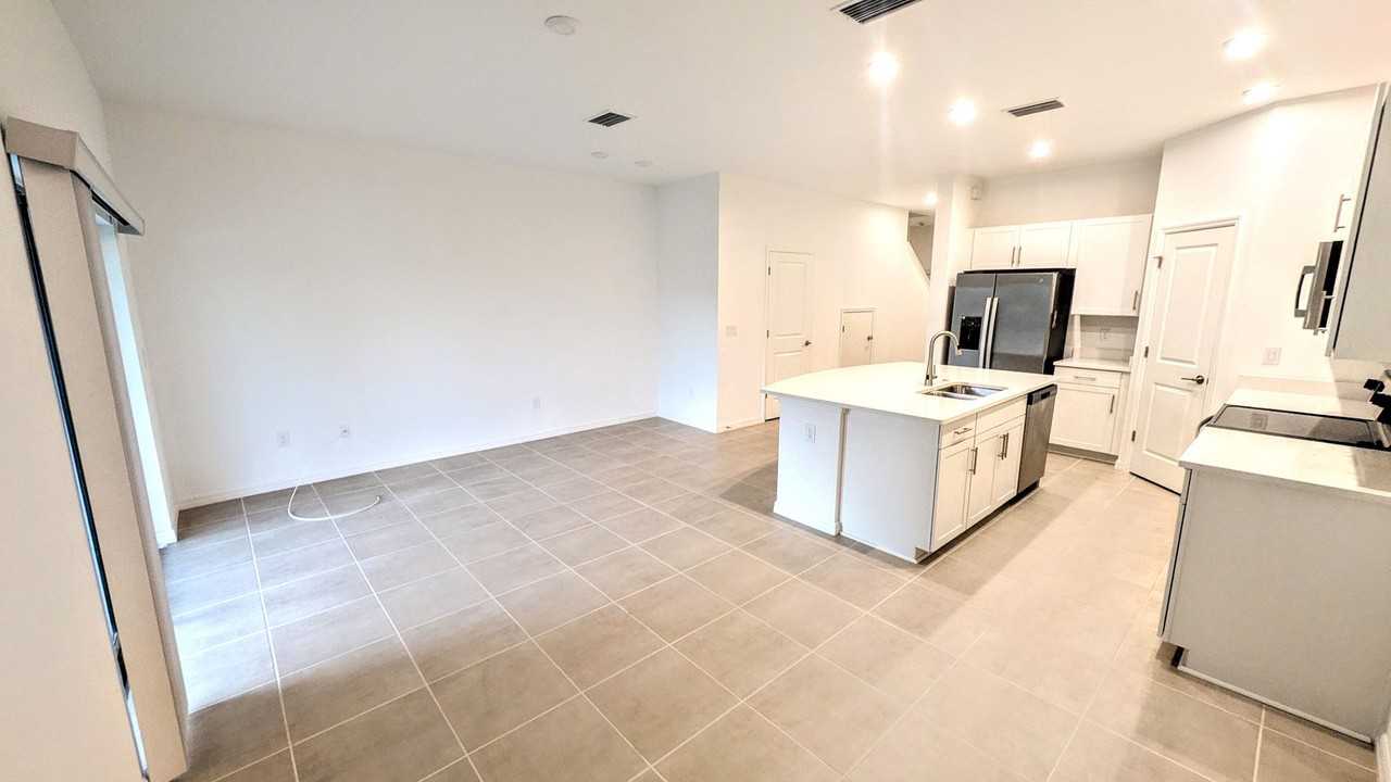 8580 Lunar Skye St - Photo 6 of 30