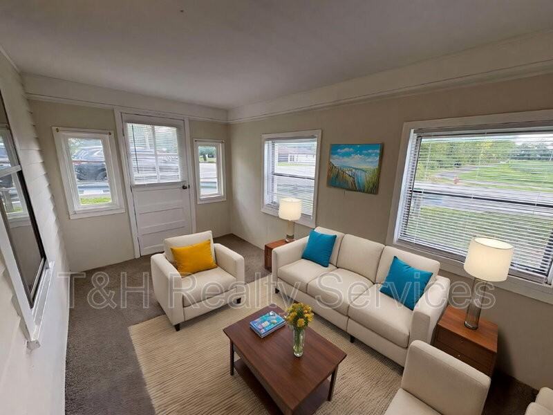 4992 Westsouth - Photo 5 of 23