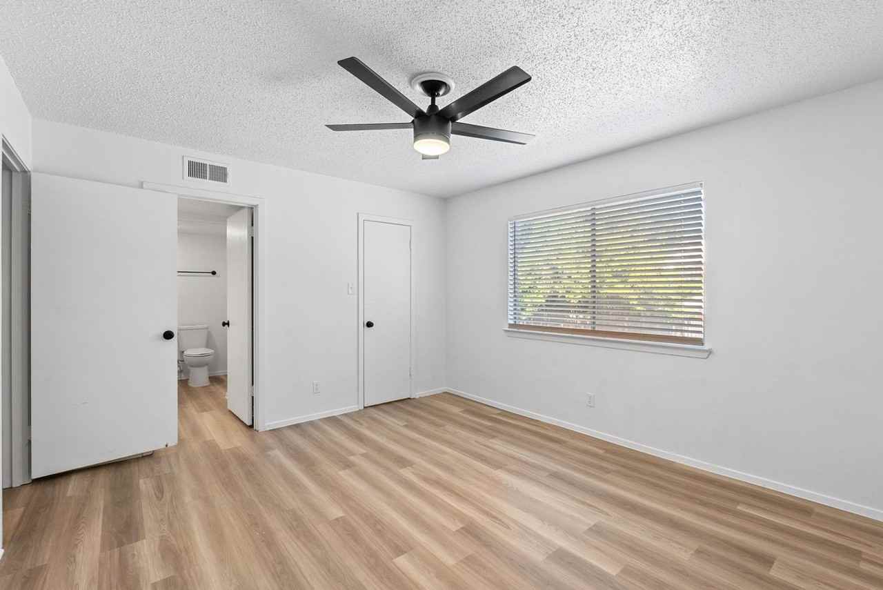 Worthington Apartments - Photo 6 of 28