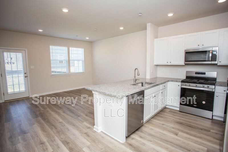 55 Elliot Ln - Photo 3 of 50