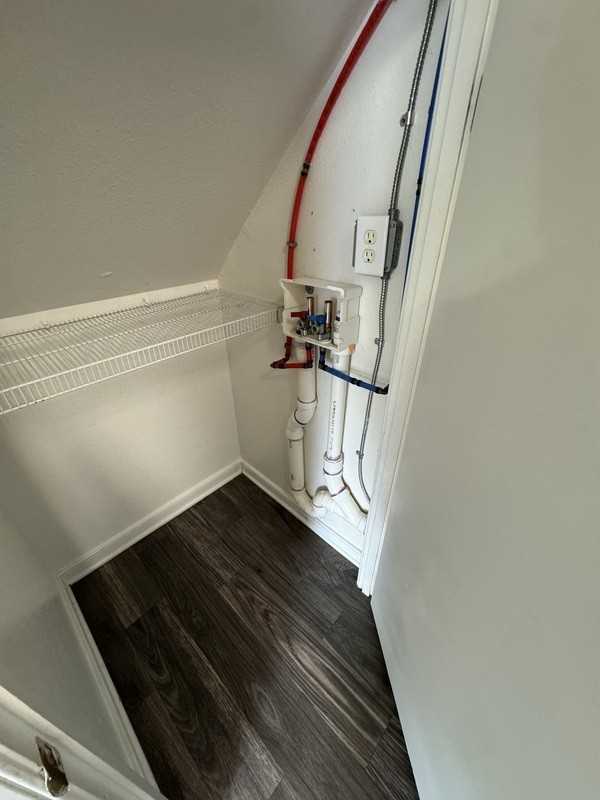 3514 East Richmond Road #5 - Photo 7 of 10