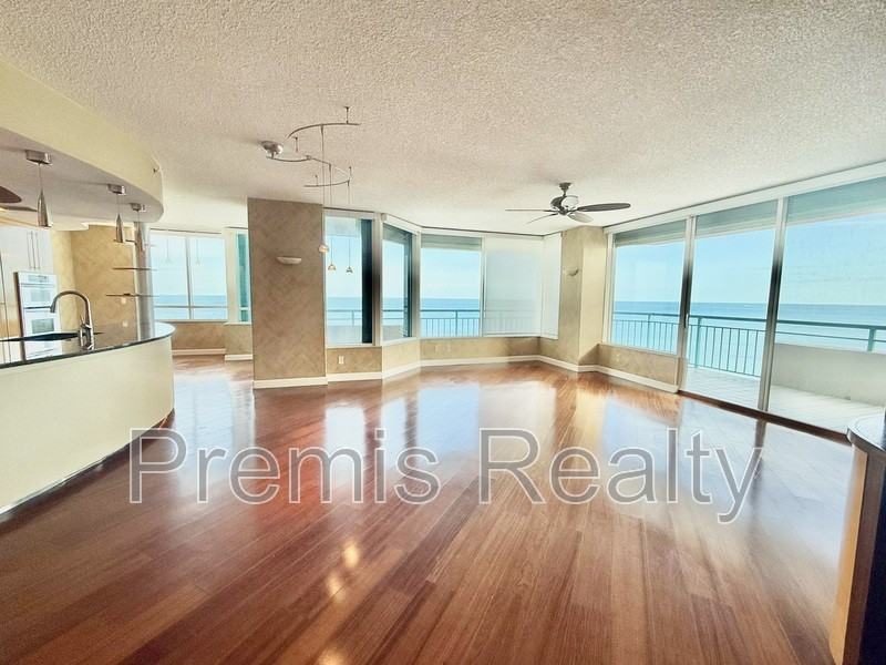 1540 Gulf Boulevard - Photo 5 of 50