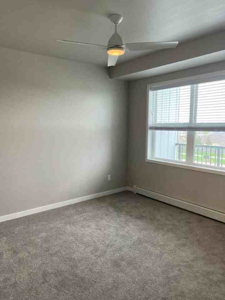 Townsite Flats - Photo 7 of 8