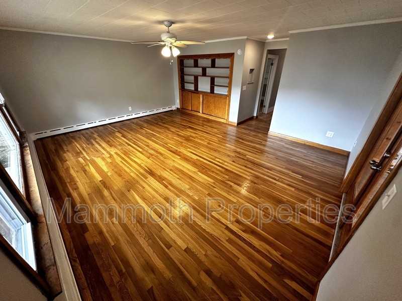 108 Church St #1