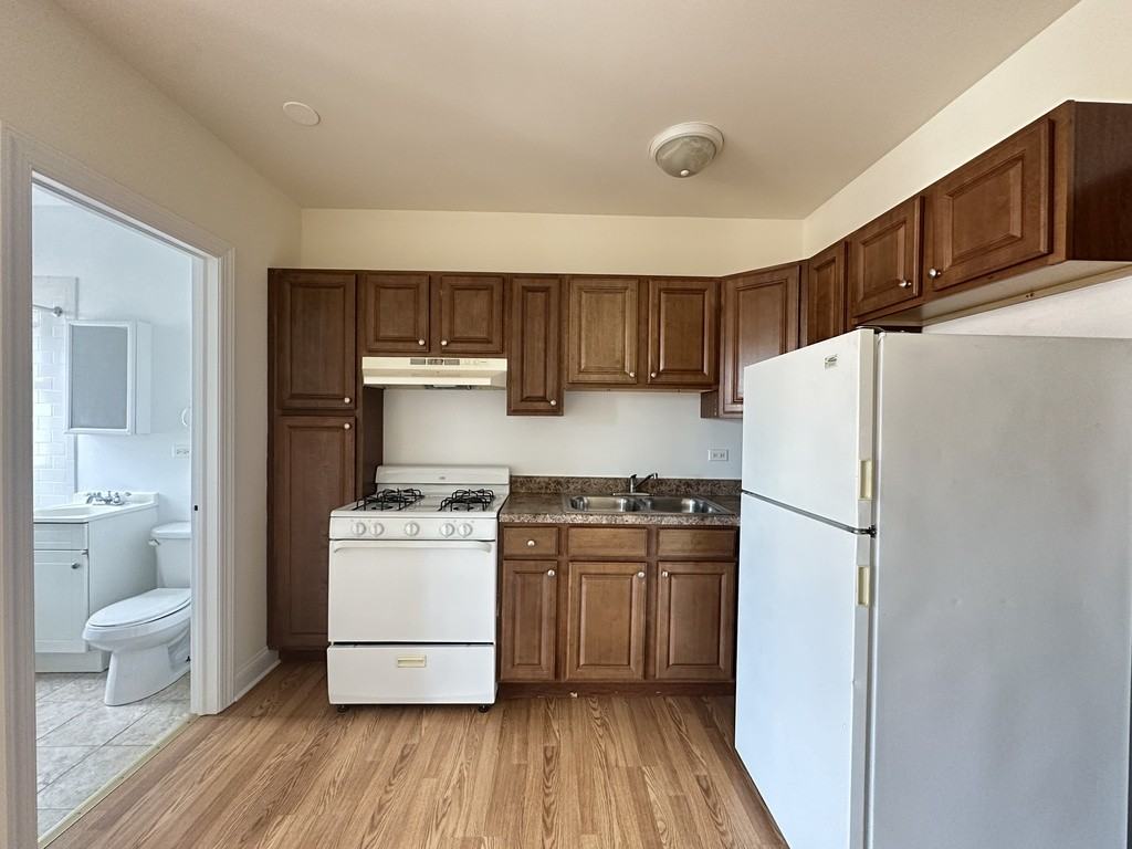 2600 N Kimball Ave #302 - Photo 2 of 20