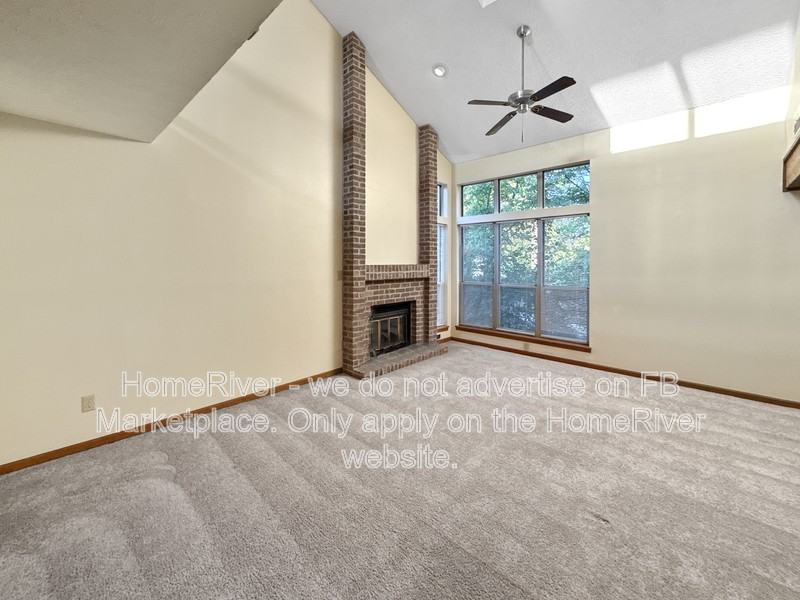 9426 Bridgewater Cir - Photo 6 of 21