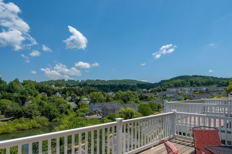 1992 Asheville Dr - Photo 4 of 38