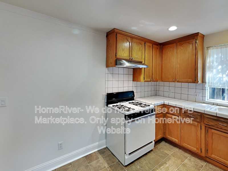 4909 12th Ave - Photo 7 of 25