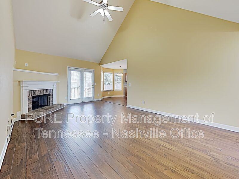 1028 Persimmon Dr - Photo 4 of 27