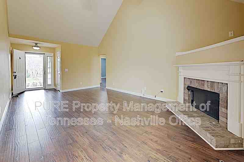 1028 Persimmon Dr - Photo 5 of 27