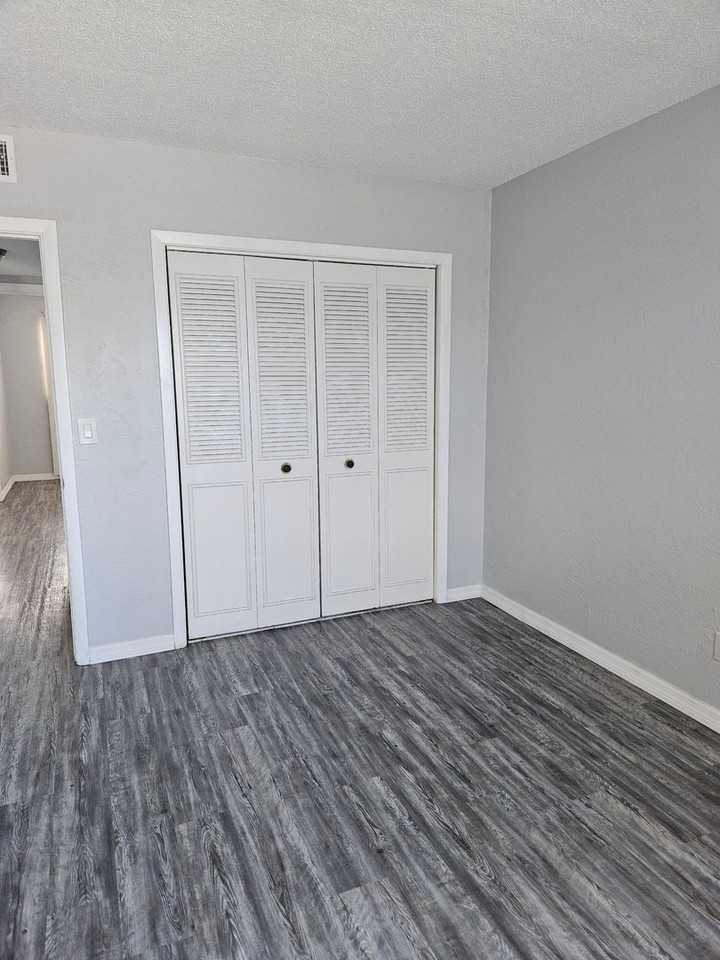 1825 N Atlantic Ave - Photo 7 of 9