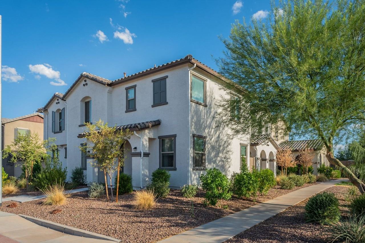 5821 West Pueblo Avenue - Photo 4 of 42