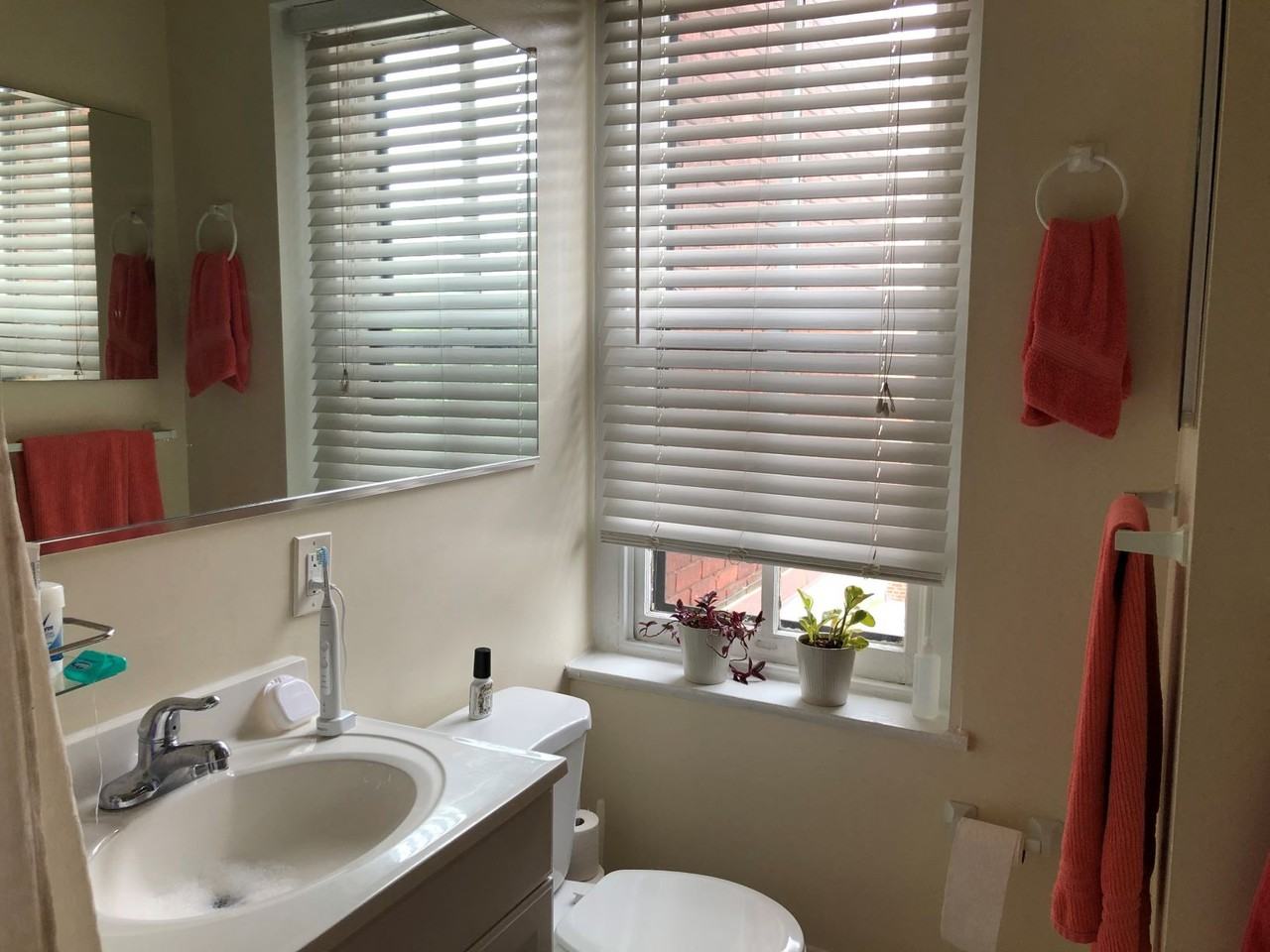 1600 T Street NW - Photo 7 of 10