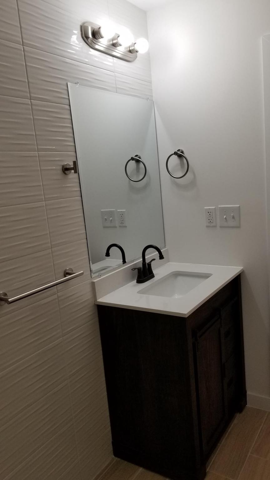 247 South 16th Street - Photo 5 of 9