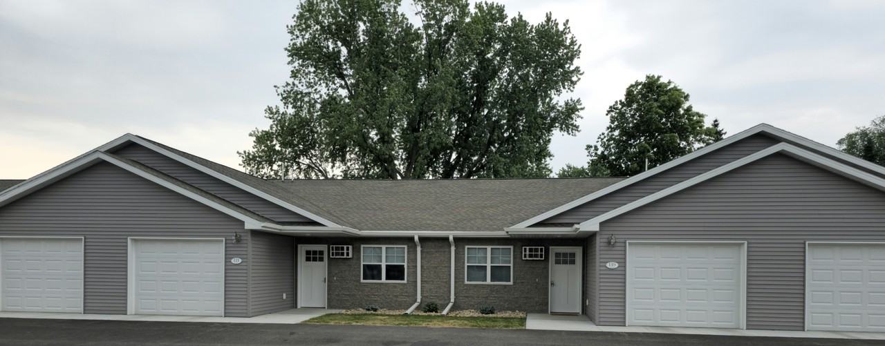 Maple Tree Townhomes - Photo 2 of 16