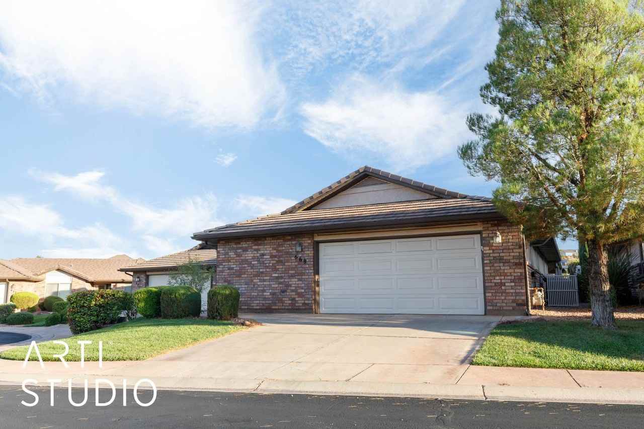 669 Uxbridge Cir - Photo 2 of 32