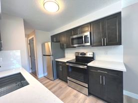 706 Browning Avenue South - Photo 1 of 1