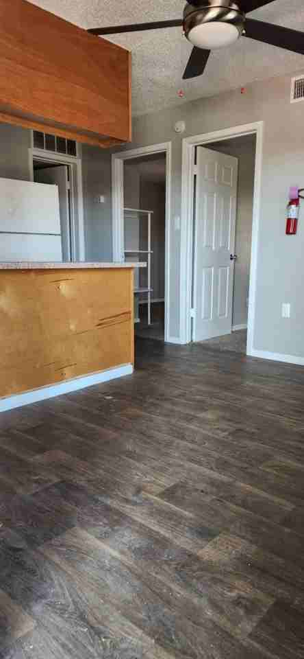 Minnesota Apartments - Photo 2 of 24