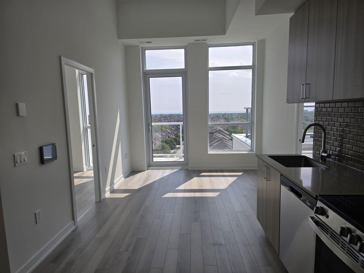 1005 Dundas Street East - Photo 4 of 26