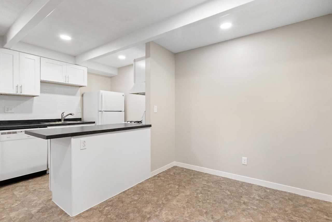 Reynoldsburg Pointe Townhomes - Photo 2 of 45