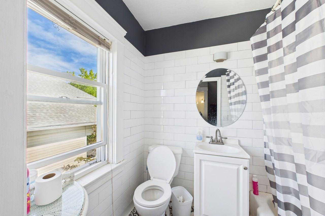 155 Alabama Avenue - Photo 5 of 12