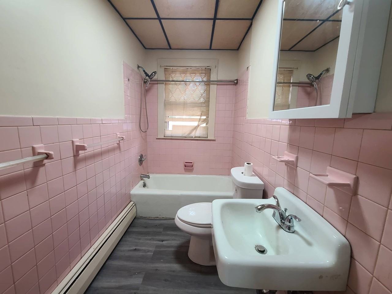 88-90 Willow St - Photo 4 of 6