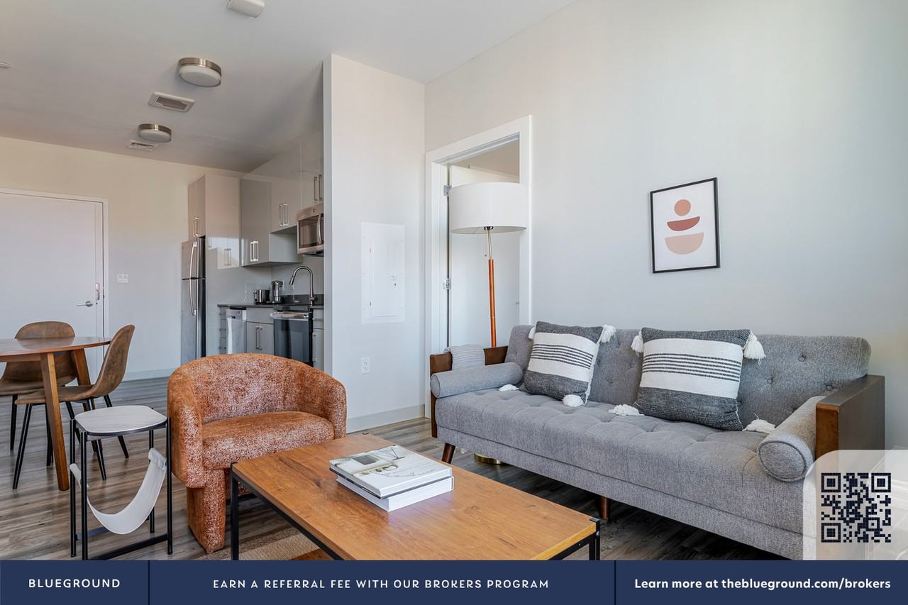 161 Washington Street - Photo 5 of 70