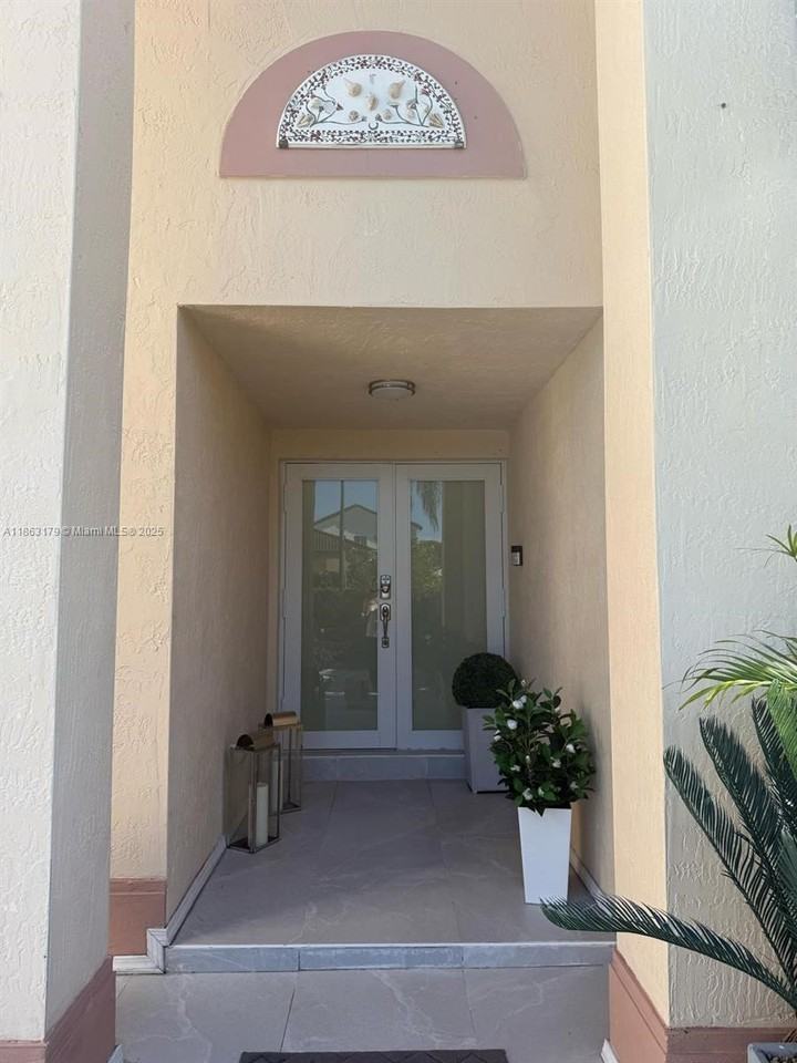 15022 Southwest 143rd Terrace #1 - Photo 3 of 20