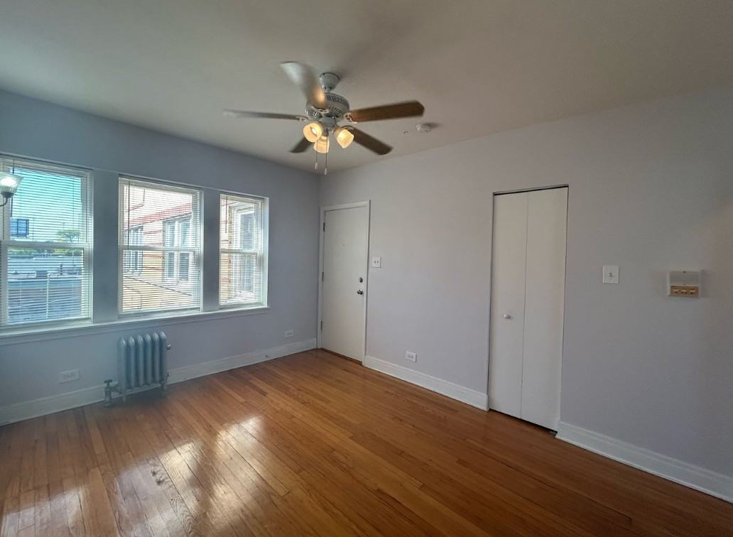 W Montrose Ave & N Kenneth Ave - Photo 2 of 7