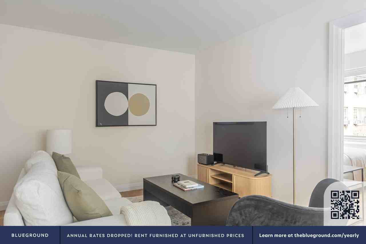 30 Park Avenue - Photo 4 of 45